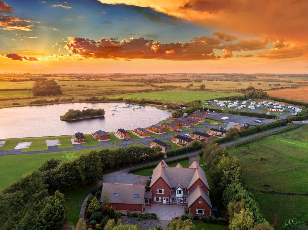 Lodge Ream Hills Blackpool